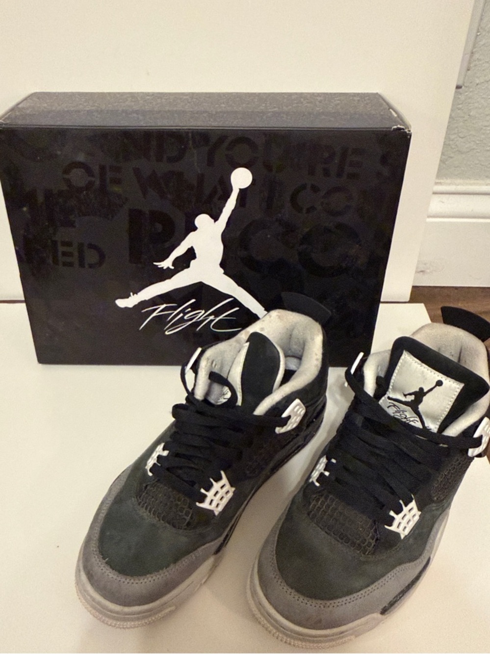 Air Jordan 4 Retro